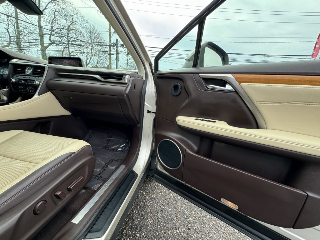 2016 Lexus RX Image 21