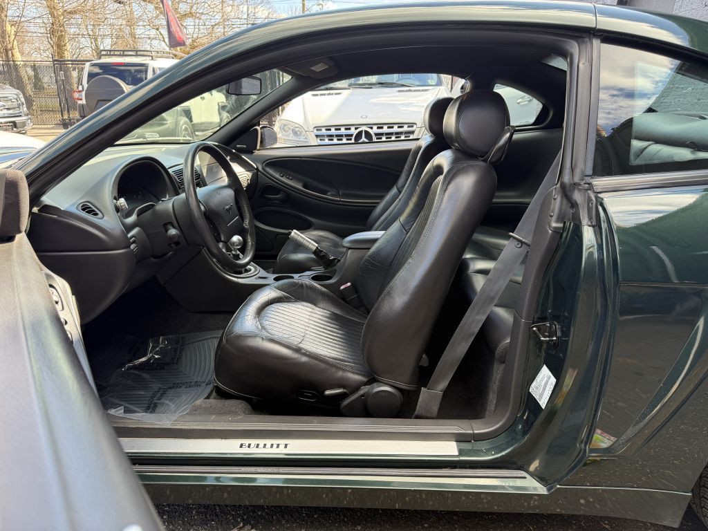 2001 Ford Mustang Image 9