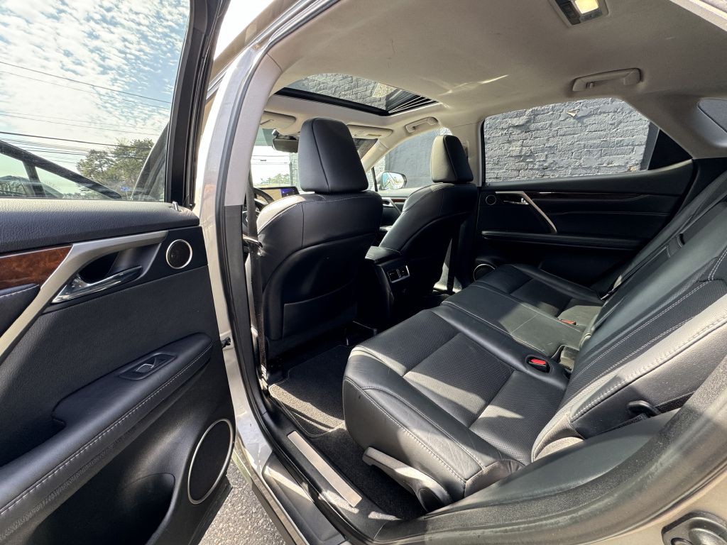 2017 Lexus RX Image 15