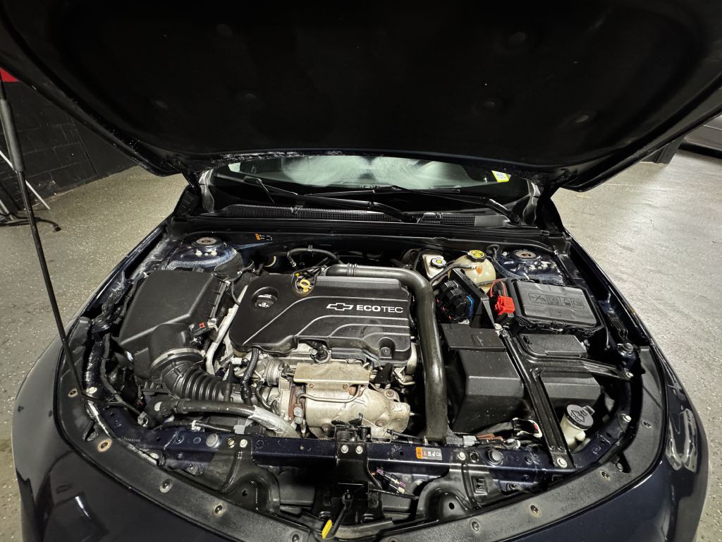 2016 Chevrolet Malibu Image 9