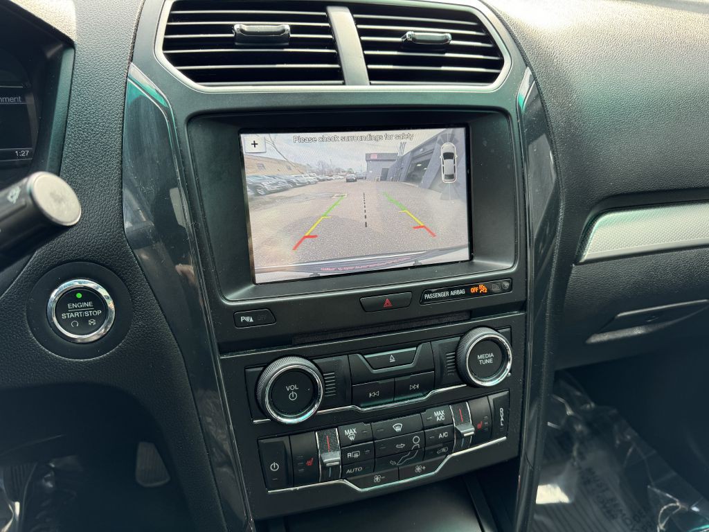 2018 Ford Explorer Image 10