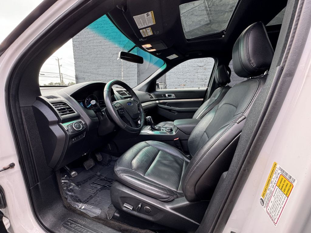 2018 Ford Explorer Image 13