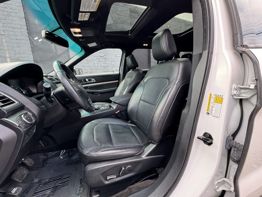 2018 Ford Explorer Image 14