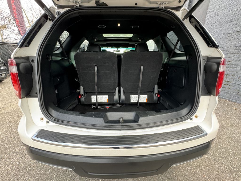 2018 Ford Explorer Image 16