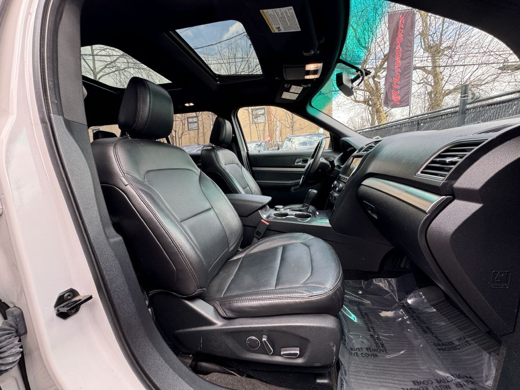 2018 Ford Explorer Image 19