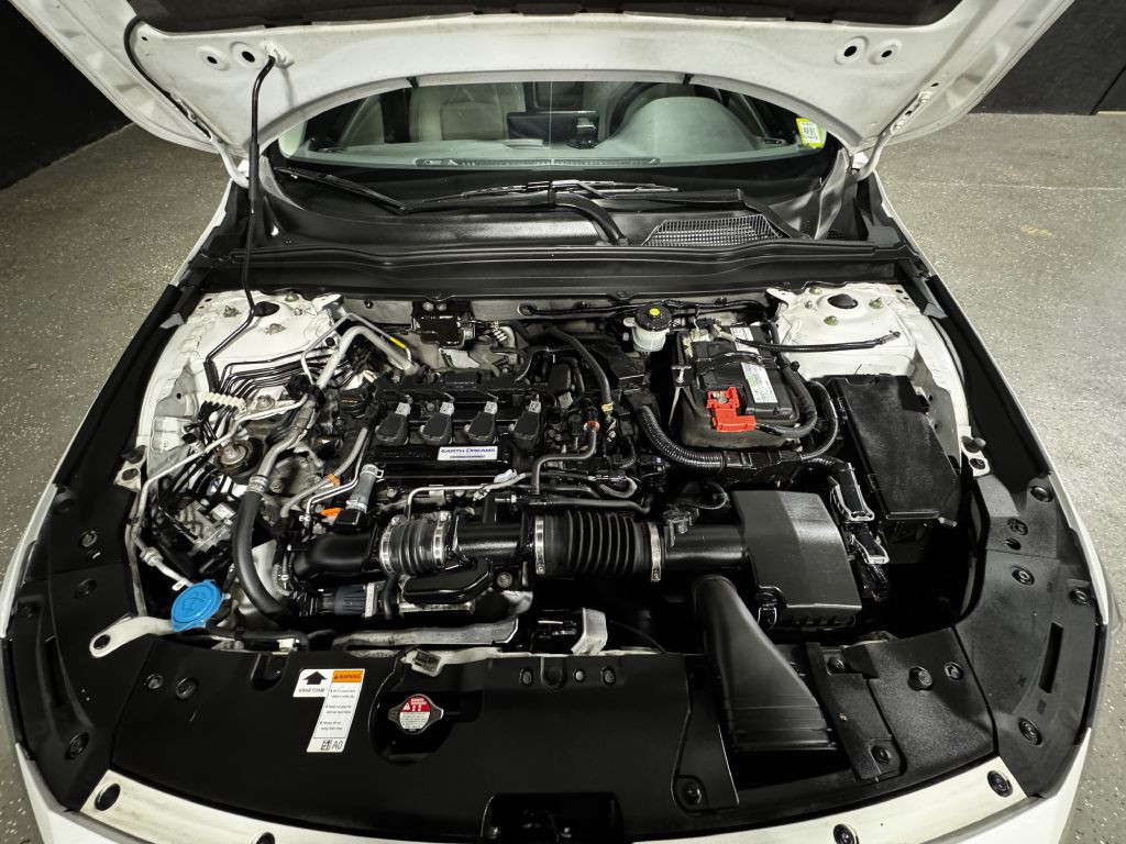 2018 Honda Accord Image 9