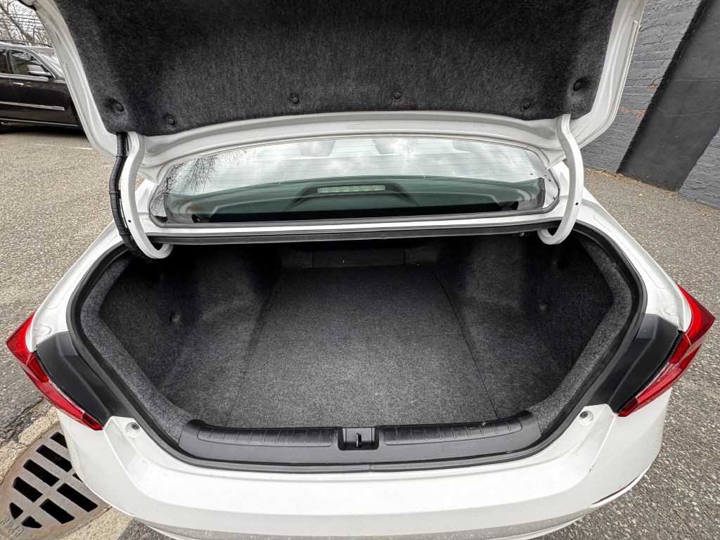 2018 Honda Accord Image 15