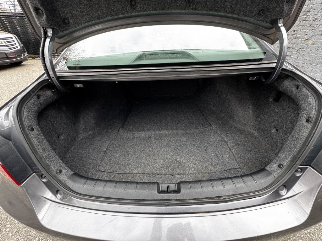 2016 Honda Accord Image 17