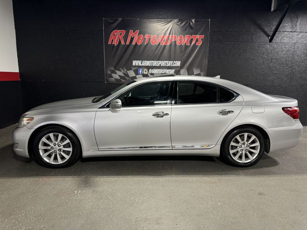 2012 Lexus LS Image 2