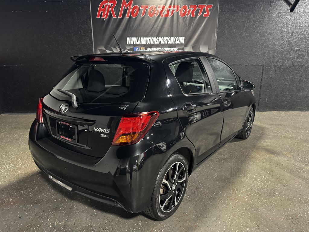 2015 Toyota Yaris Image 5
