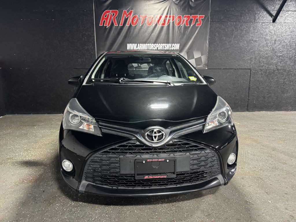2015 Toyota Yaris Image 8