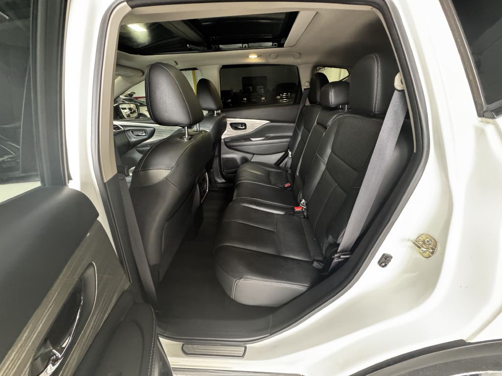 2016 Nissan Murano Image 15