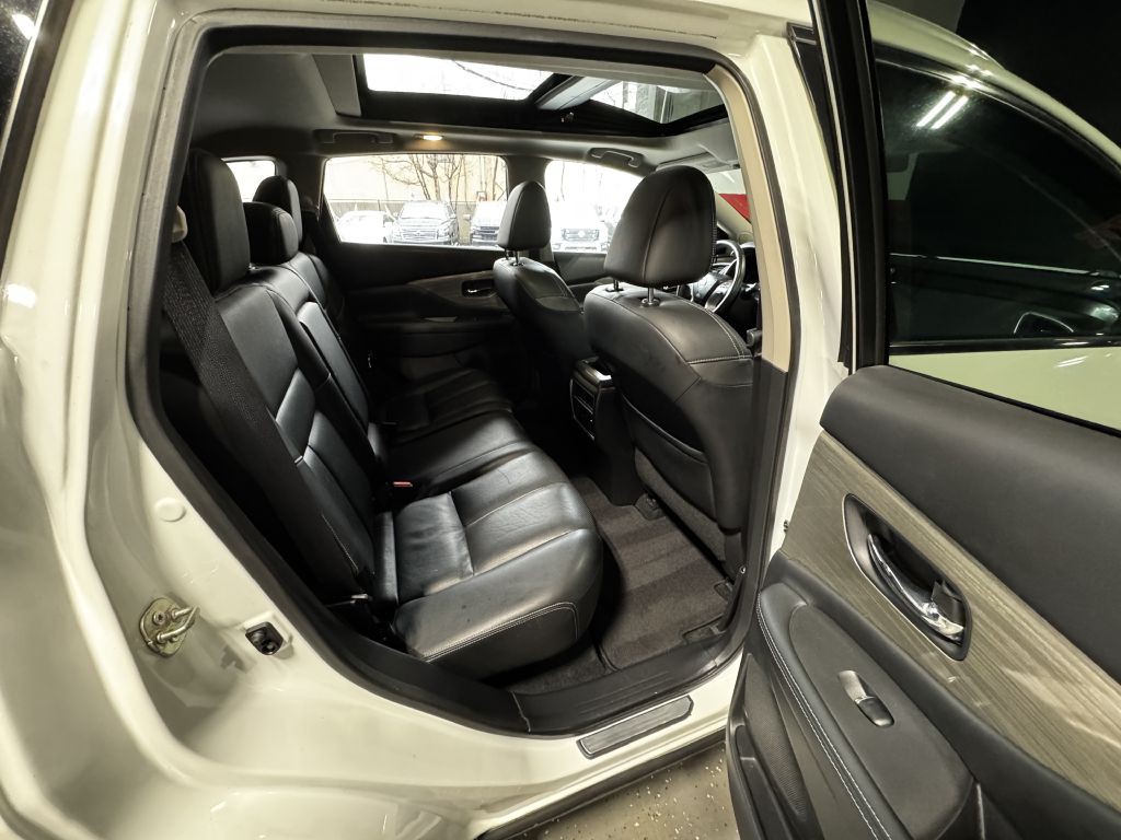 2016 Nissan Murano Image 17
