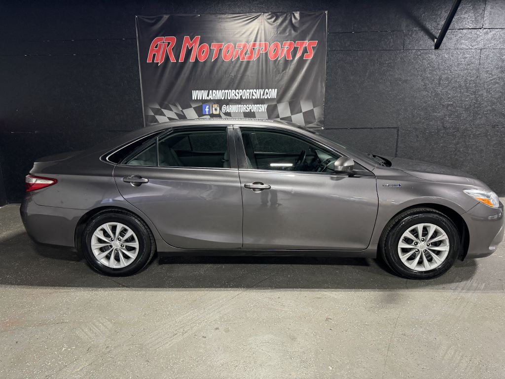 2016 Toyota Camry Image 5