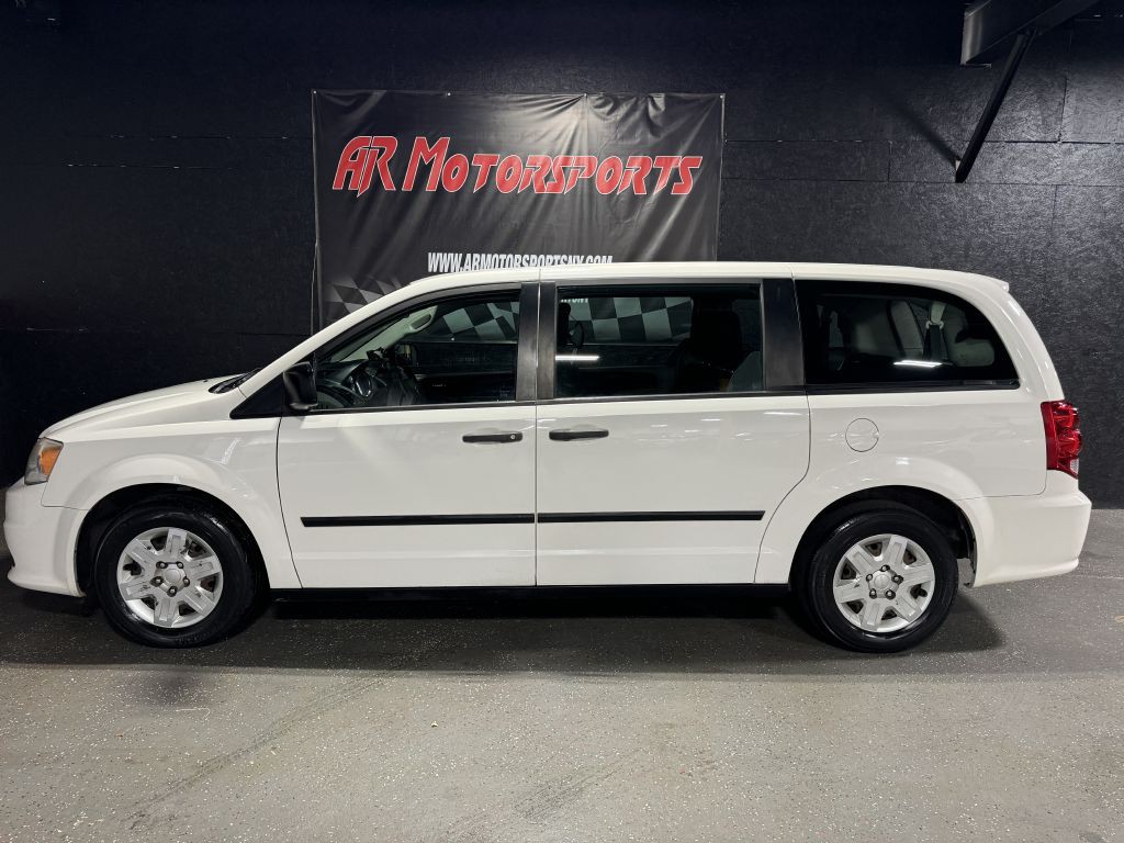 2013 Dodge Grand Caravan Image 2