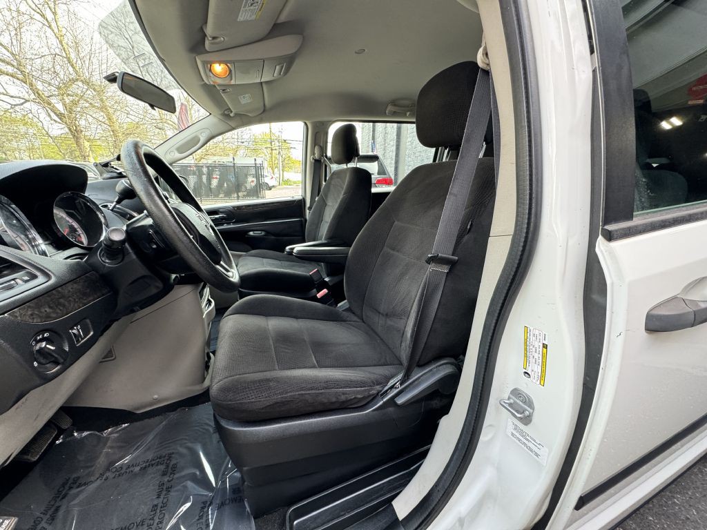 2013 Dodge Grand Caravan Image 12