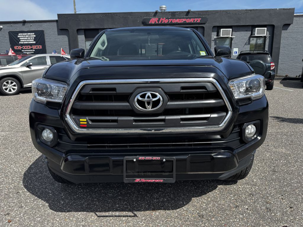2016 Toyota Tacoma Image 8