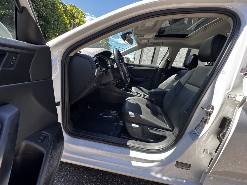 2019 Volkswagen Jetta Image 10