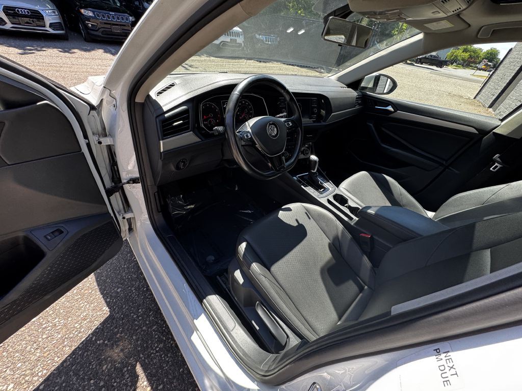 2019 Volkswagen Jetta Image 12