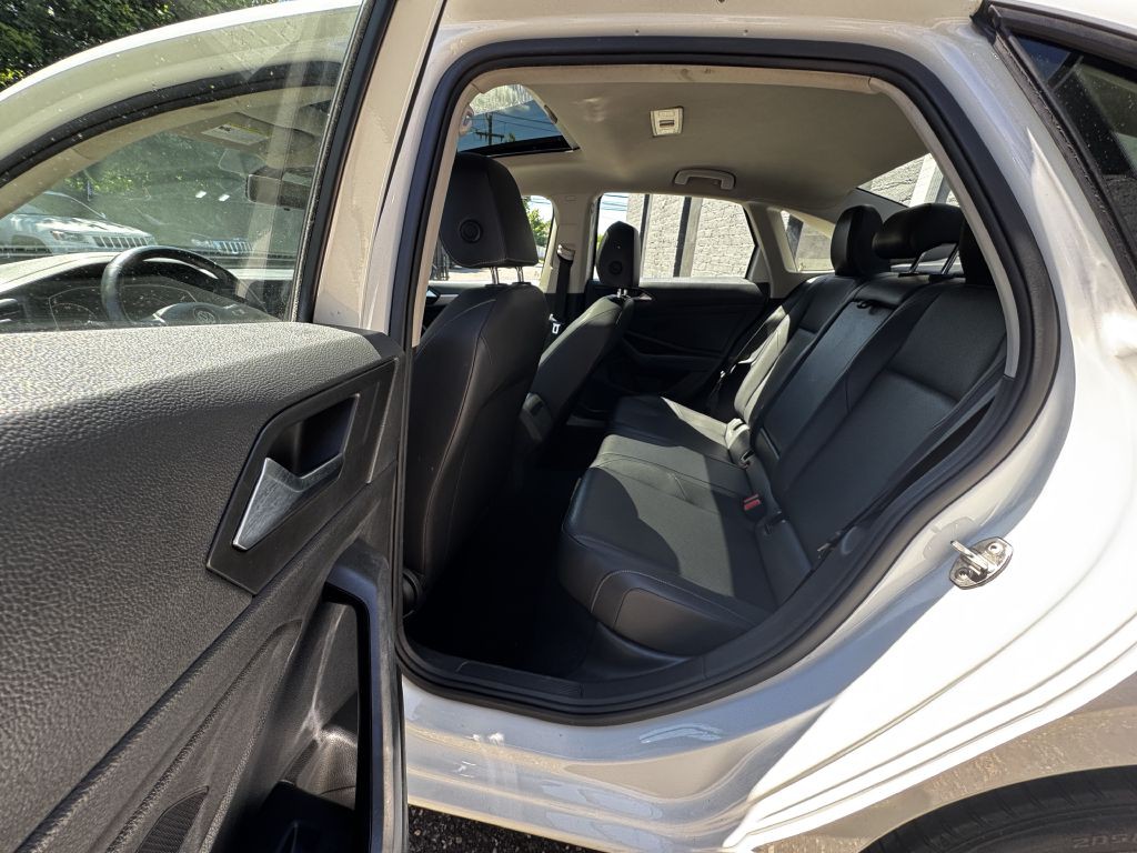 2019 Volkswagen Jetta Image 13