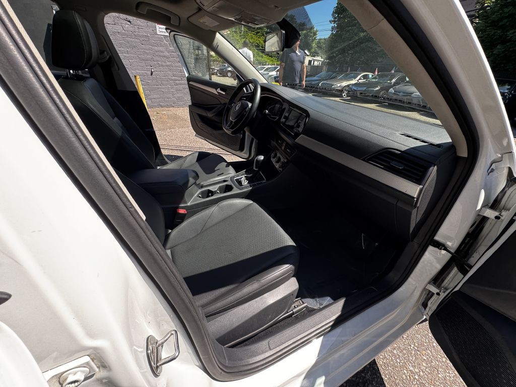 2019 Volkswagen Jetta Image 18