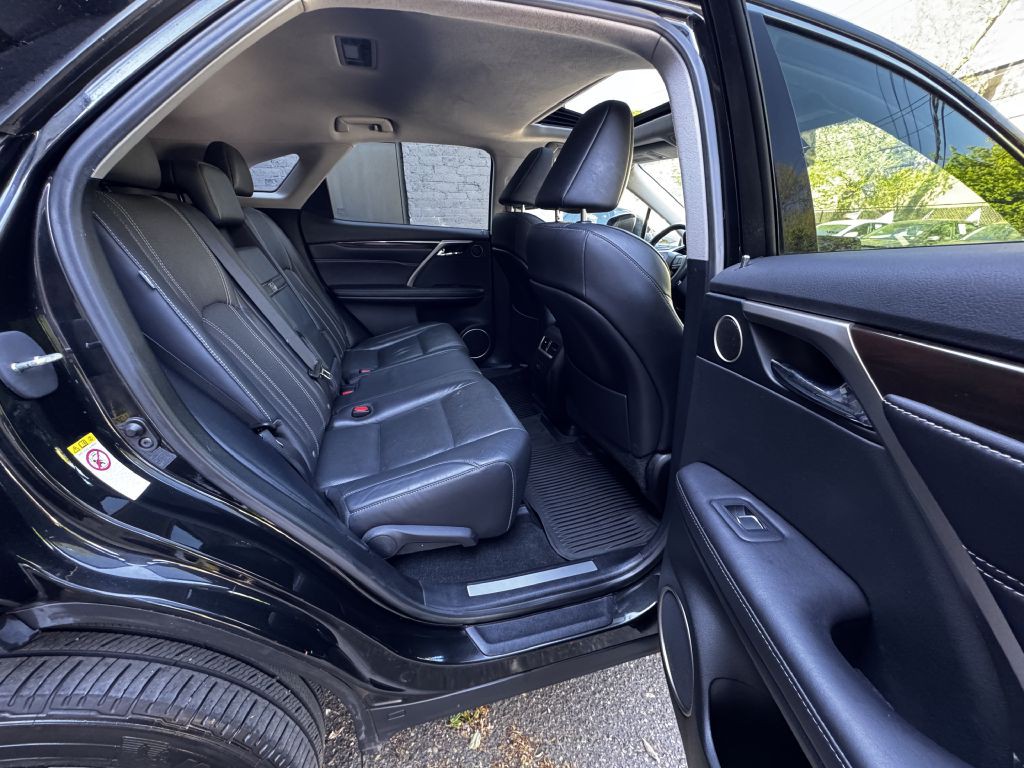 2017 Lexus RX Image 17