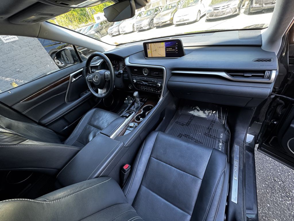 2017 Lexus RX Image 20