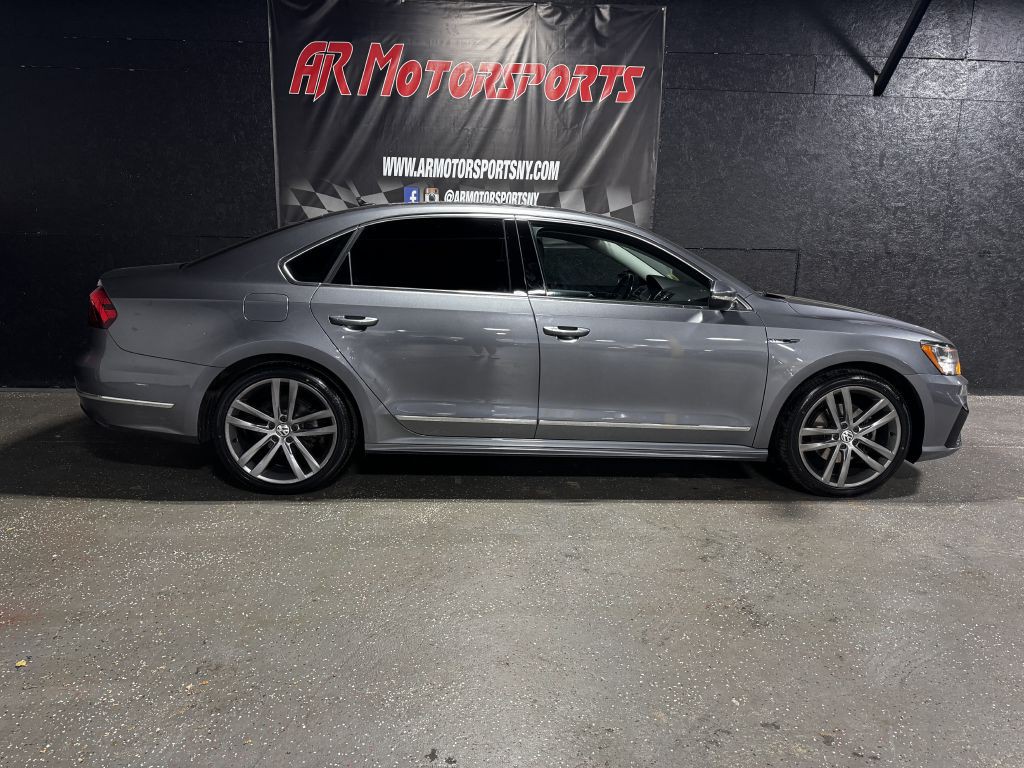 2017 Volkswagen Passat Image 5