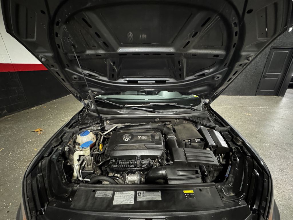 2017 Volkswagen Passat Image 7