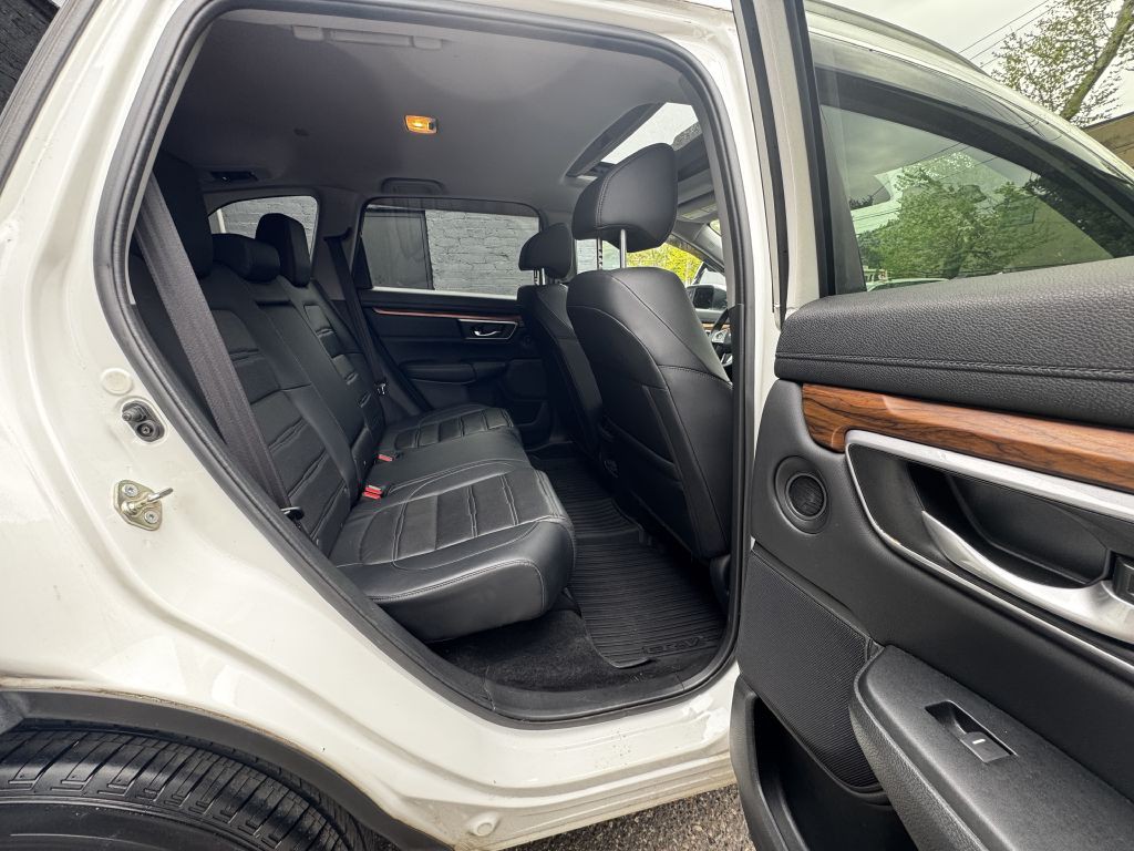 2017 Honda CR-V Image 16