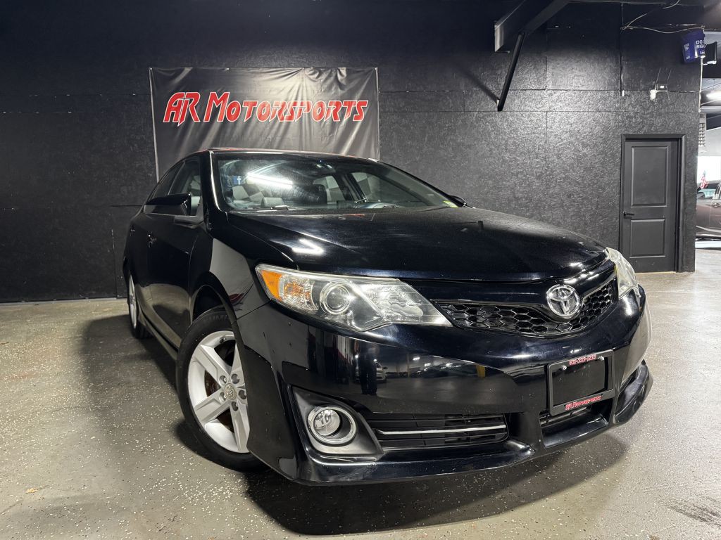2013 Toyota Camry Image 7