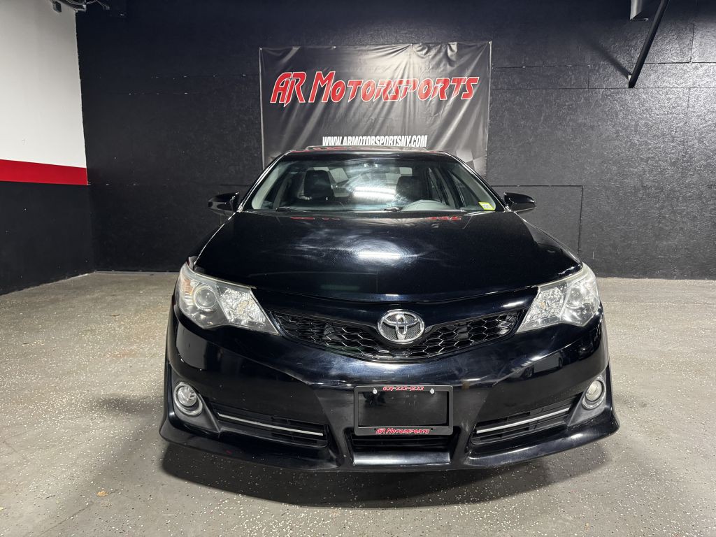 2013 Toyota Camry Image 8