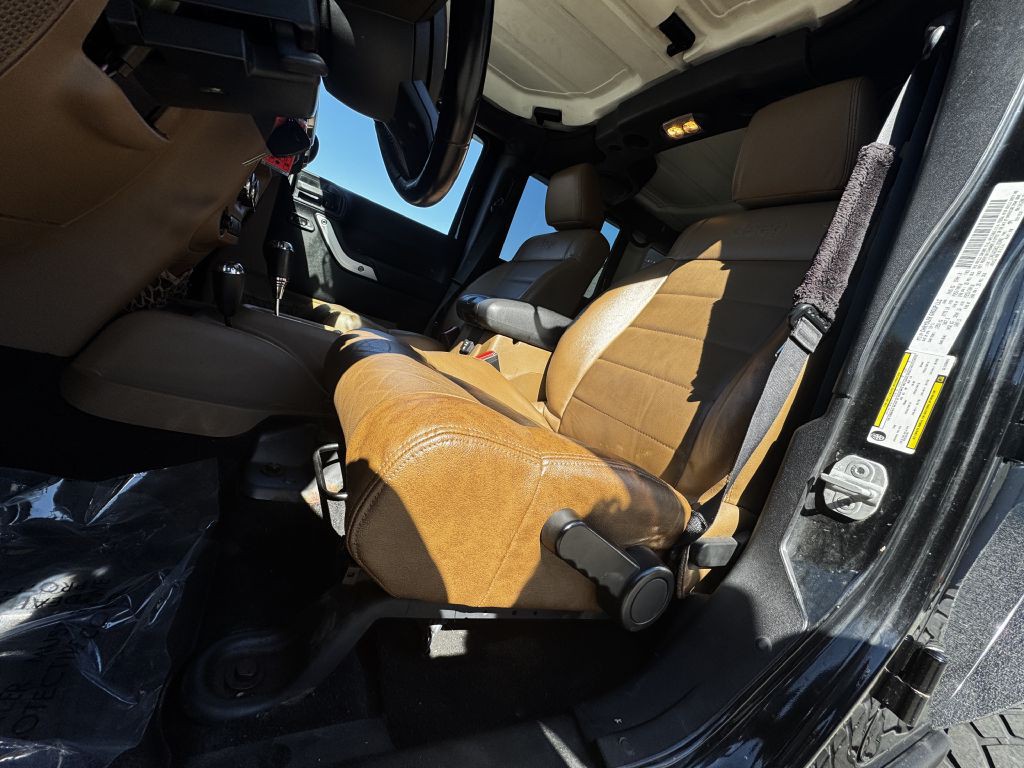2012 Jeep Wrangler Unlimited Image 11
