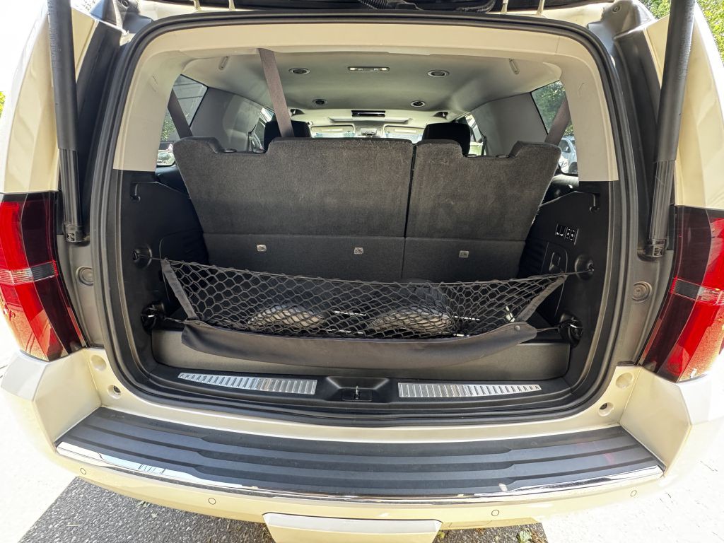 2015 Chevrolet Tahoe Image 18