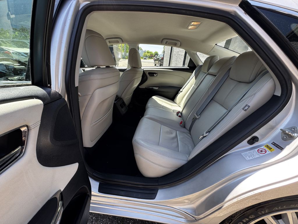2013 Toyota Avalon Image 11
