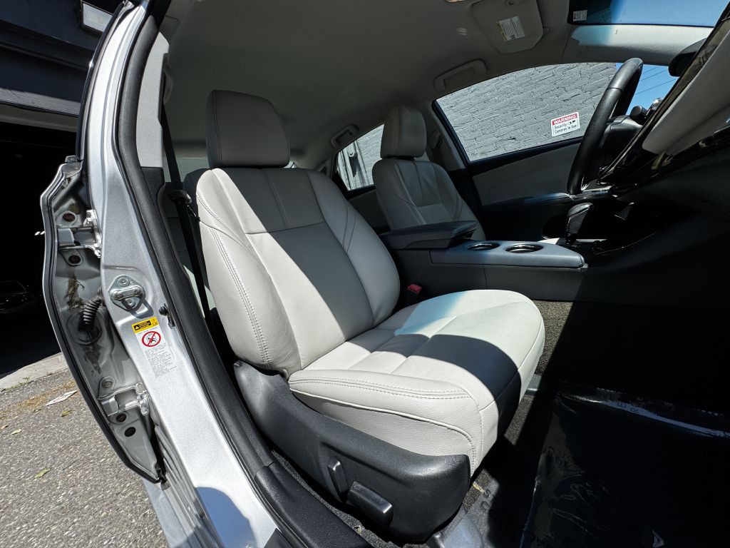2013 Toyota Avalon Image 15