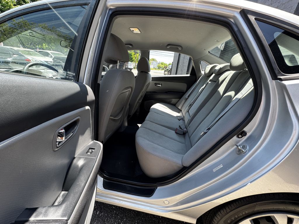 2010 Hyundai Elantra Image 13