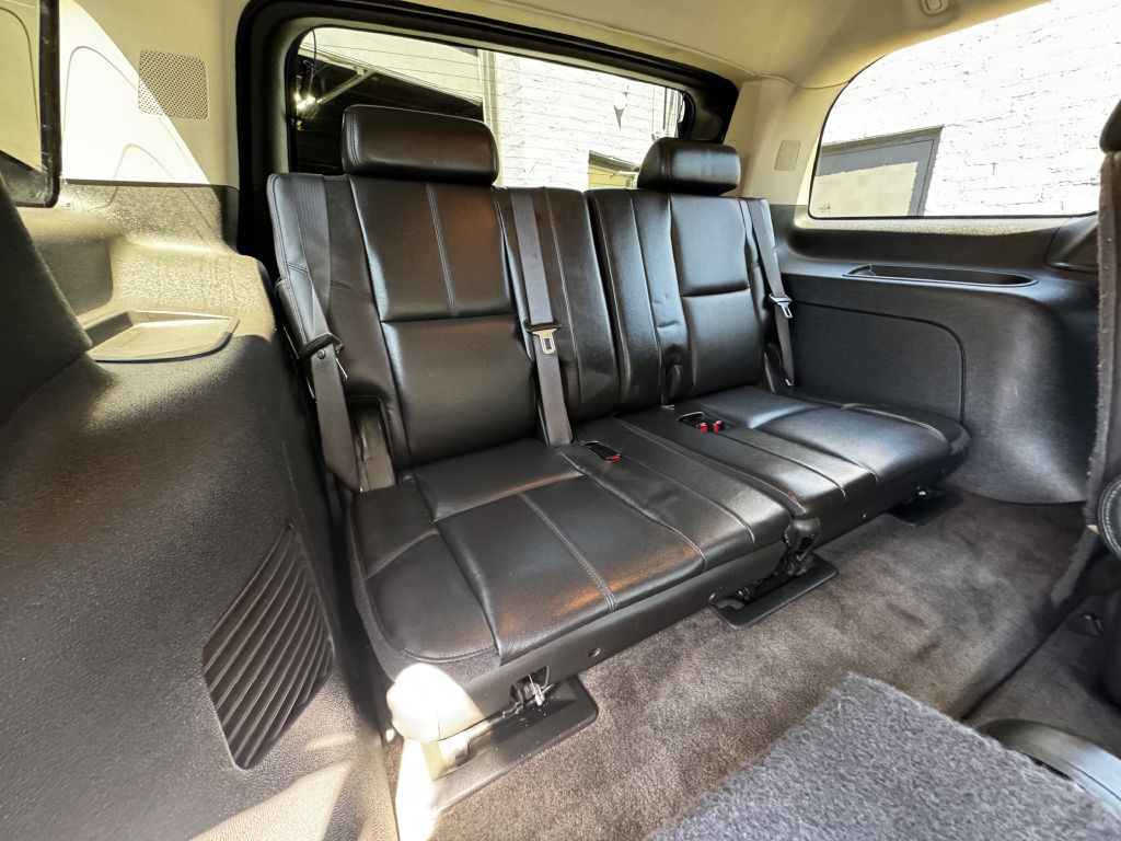 2011 Chevrolet Tahoe Image 19