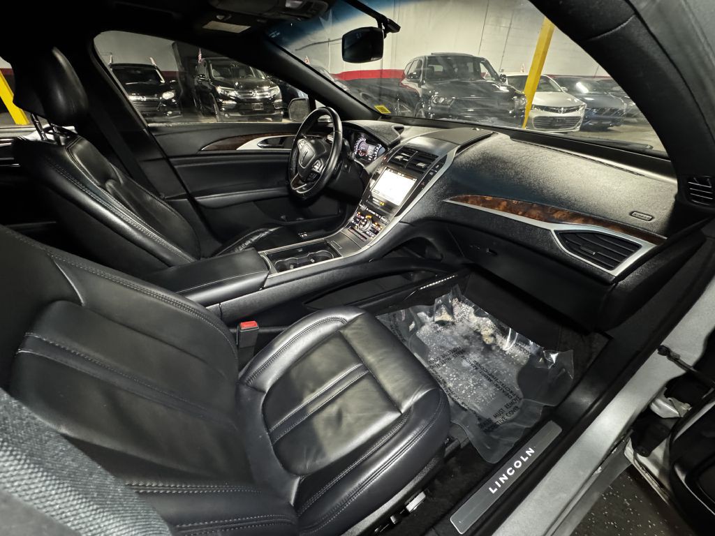 2018 Lincoln MKZ Image 18