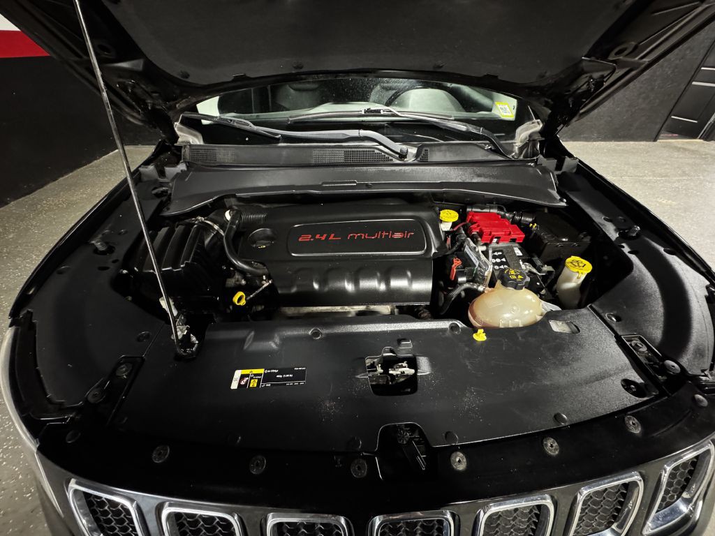 2019 Jeep Compass Image 9