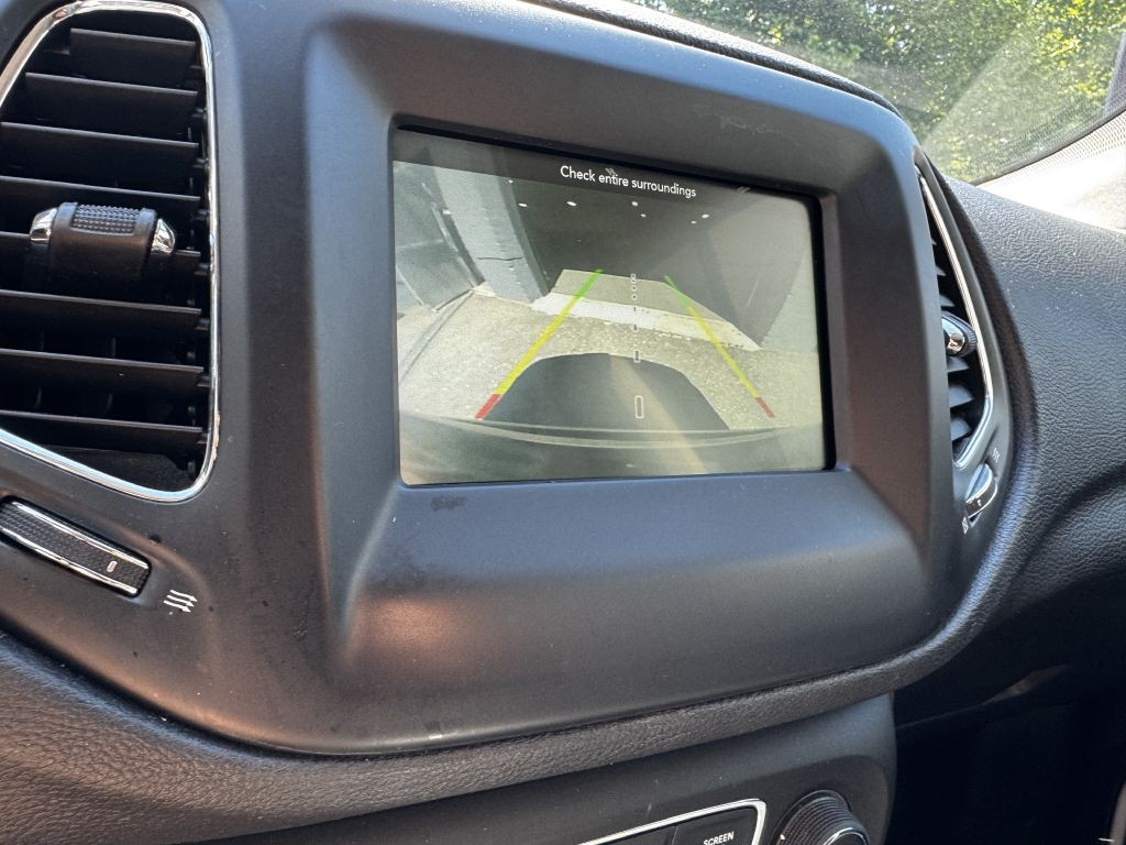 2019 Jeep Compass Image 10