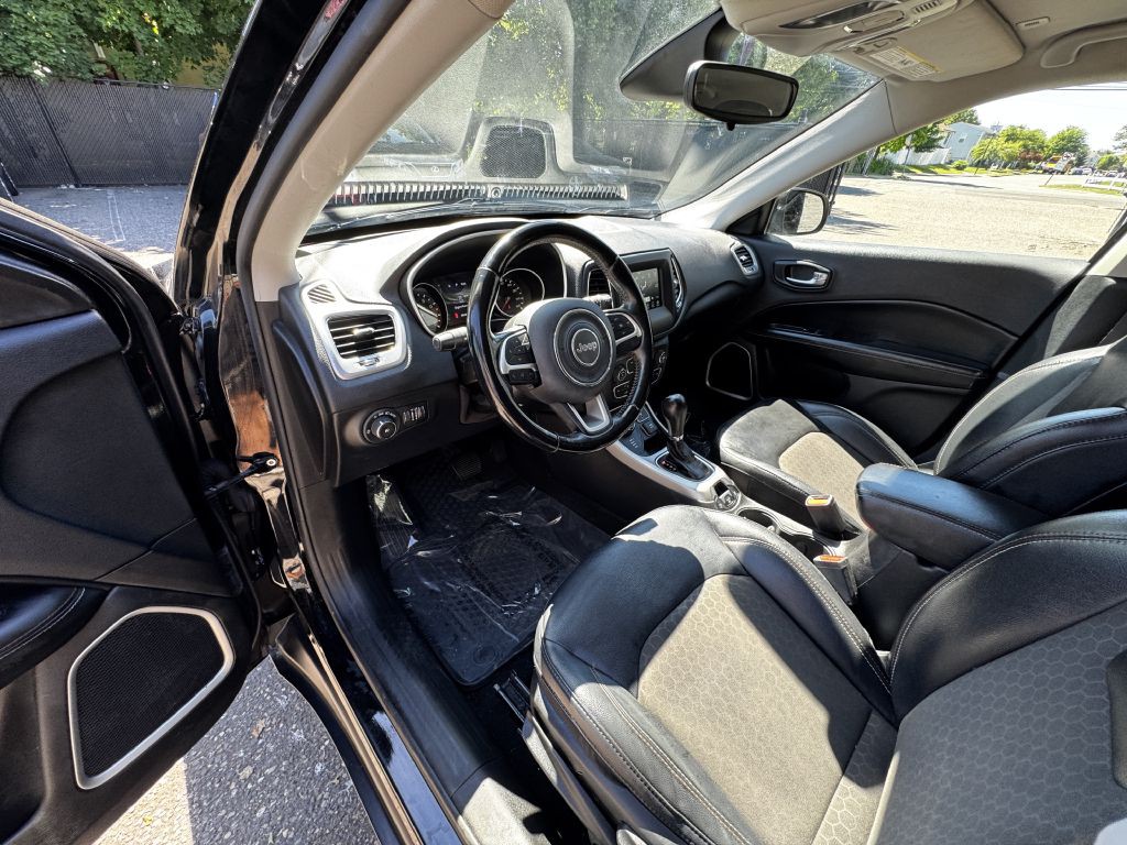2019 Jeep Compass Image 14