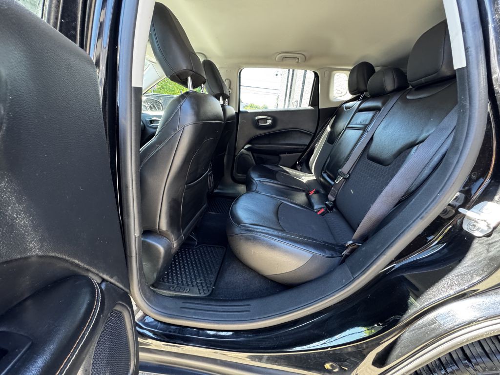 2019 Jeep Compass Image 15
