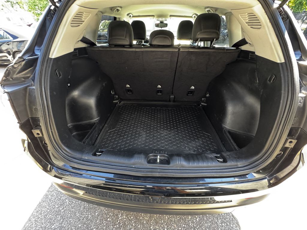 2019 Jeep Compass Image 16