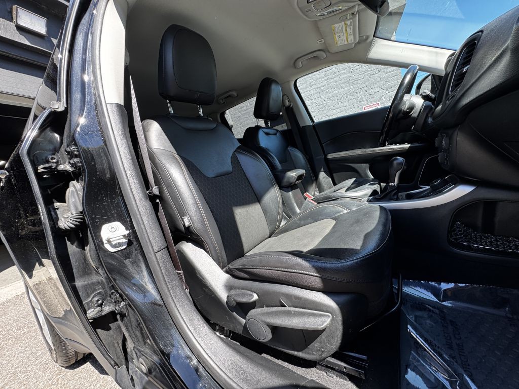 2019 Jeep Compass Image 19