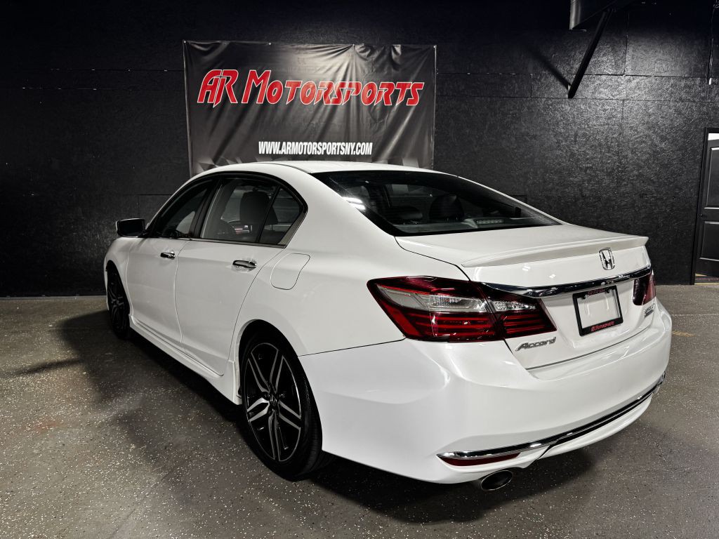 2017 Honda Accord Image 3