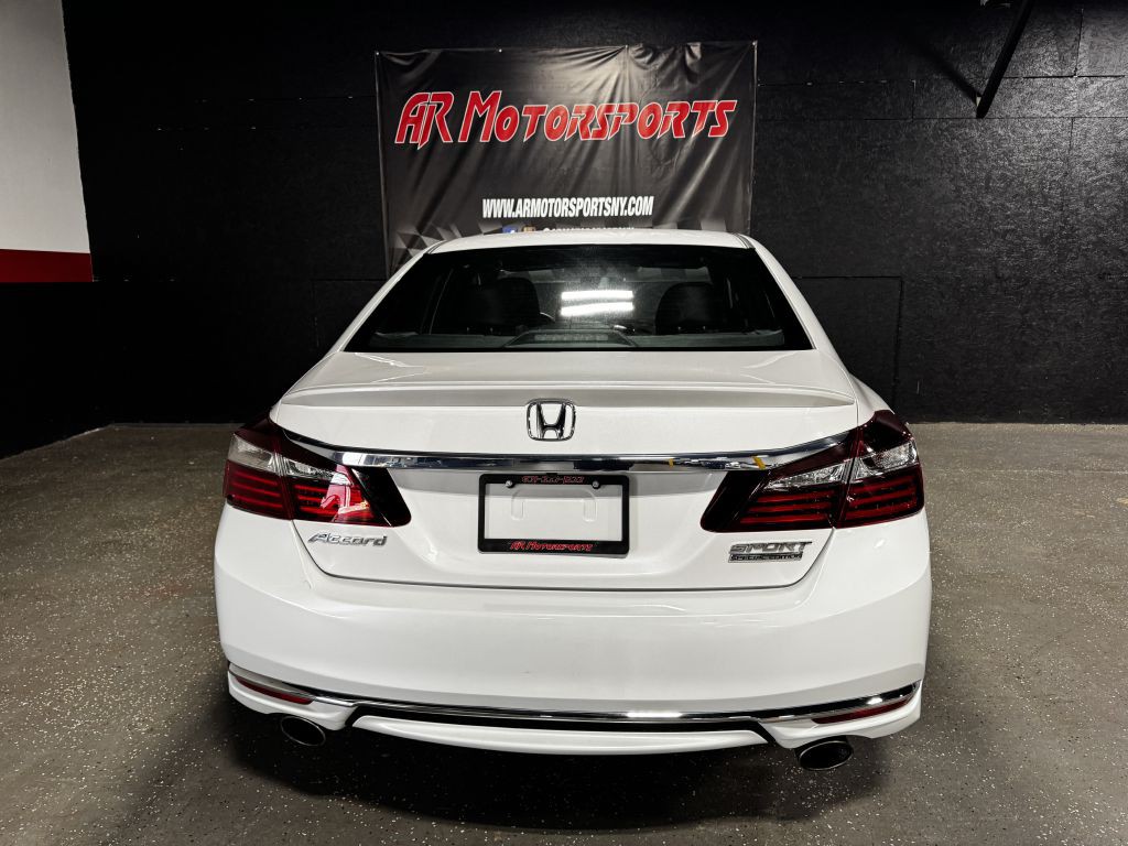 2017 Honda Accord Image 4