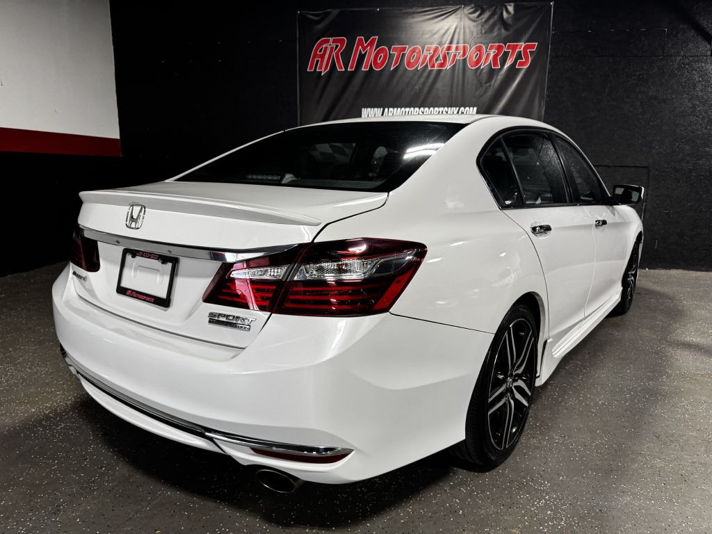2017 Honda Accord Image 5