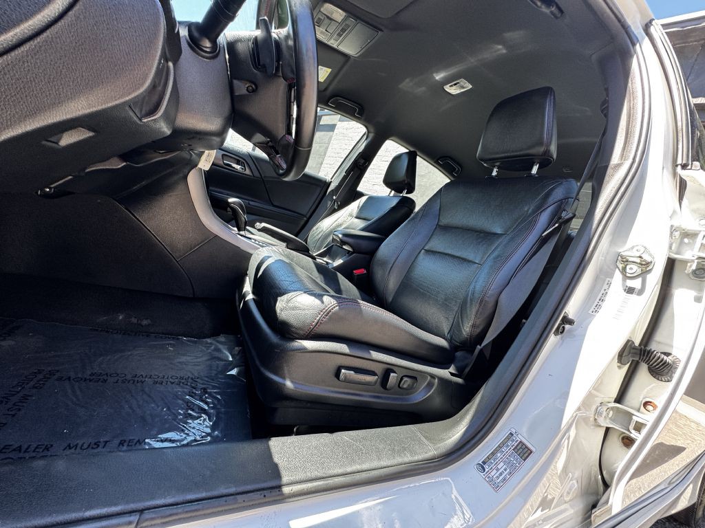 2017 Honda Accord Image 12