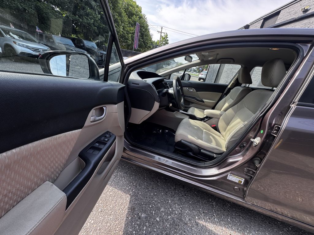 2015 Honda Civic Image 11
